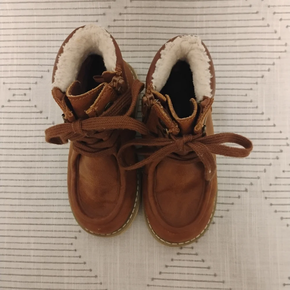 Old Navy Boys Hiker Boot Kids Brown Leather Lace-Up Boots Cognac Size 9